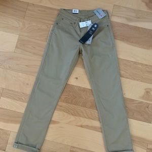 NWT Men’s Levi 511 Jeans 28w x 30l